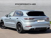 Usado Porsche Cayenne GTS 460 HP (338 kW) 2023 Prateado SUV