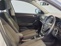 Used VW T-Roc Edition 115 HP (84 kW) 2018 White SUV