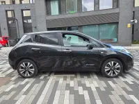 Used Nissan Leaf Tekna 80 kW (109 HP) 2015 Black Hatchback