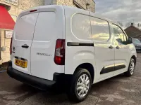 Usado Toyota Proace Active 120 HP (88 kW) 2021 Branco Monovolume
