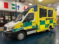 Used Mercedes Sprinter 190 HP (139 kW) 2015 Yellow Van