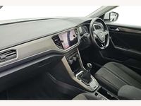 Used VW T-Roc SE 115 HP (84 kW) 2020 White SUV