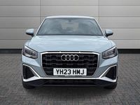 Begagnad Audi Q2 S-Line 2023 Grå SUV