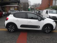 Used Citroën C3 Flair 110 HP (80 kW) 2017 White Hatchback