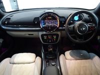 Used Mini Cooper Clubman Exclusive 136 HP (100 kW) 2023 Black Estate