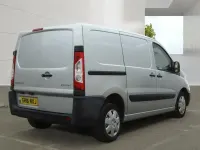 Käytetty Peugeot Expert 90 HP (66 kW) 2016 Hopea Van