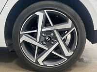 Used Hyundai i20 Premium 101 HP (74 kW) 2025 White Hatchback