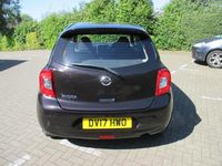 Usado Nissan Micra Acenta 80 HP (58 kW) 2017 Preto Citadino