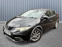 Begagnad Honda Civic SE 2013 Svart Halvkombi
