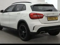 Begagnad Mercedes GLA220 AMG line 177 HK (130 kW) 2016 Vit SUV