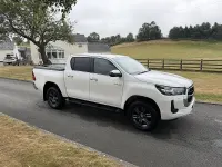 Used Toyota HiLux 150 HP (110 kW) 2023 White Pickup