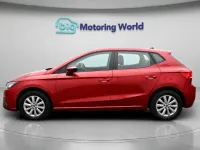 Usado Seat Ibiza SE 94 CV (69 kW) 2023 Rojo Utilitario