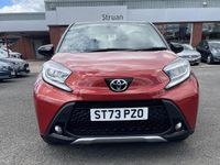 Used Toyota Aygo X 72 HP (52 kW) 2023 Red SUV