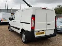 Käytetty Peugeot Expert 2010 Valkoinen Van