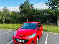 Used Mazda 2 83 HP (61 kW) 2011 Red Hatchback