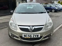 Używany Vauxhall Corsa Design Edition 90 KM (66 kW) 2007 Złoty Hatchback