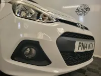 Used Hyundai i10 SE 67 HP (49 kW) 2014 White Hatchback
