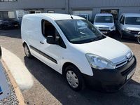 Used Citroën Berlingo 75 HP (55 kW) 2017 White MPV