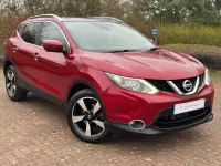 Used Nissan Qashqai N-TEC 115 HP (84 kW) 2014 Red SUV