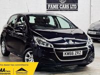 Used Peugeot 208 Active 82 HP (60 kW) 2017 Blue Hatchback
