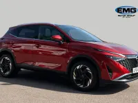 Used Nissan Qashqai N-Connecta 158 HP (116 kW) 2024 Red SUV