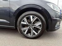 Used VW Touran SEL 150 HP (110 kW) 2022 Black MPV