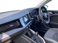 Usado Audi A1 Sport 114 HP (83 kW) 2025 Preto SUV