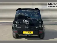 Used Land Rover Defender SE 249 HP (183 kW) 2021 Santorini black metallic SUV