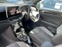 Used VW T-Roc R-line 150 HP (110 kW) 2024 Blue SUV