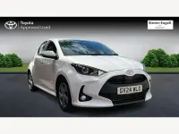 Used Toyota Yaris 2024 White Hatchback