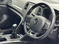 Used Renault Mégane GrandTour Dynamique 110 HP (80 kW) 2017 Grey Estate