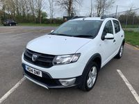 Used Dacia Sandero Ambiance 90 HP (66 kW) 2014 White Hatchback