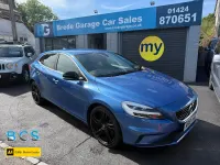 Used Volvo V40 R-Design Pro 120 HP (88 kW) 2018 Blue Hatchback