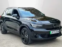 Usado Volvo EX40 Plus 185 kW (252 CV) 2025 Negro SUV