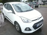 Used Hyundai i10 Premium 67 HP (49 kW) 2016 White Hatchback