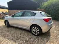 Used Alfa Romeo Giulietta Distinctive 170 HP (125 kW) 2014 White Hatchback