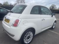 Usado Fiat 500 69 HP (50 kW) 2010 Branco Citadino