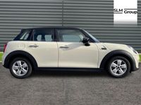 used Mini Cooper Hatch 1.5Classic Hatchback 5dr Petrol Steptronic Euro 6 s/s 136 Ps