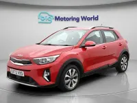 Usado Kia Stonic 99 CV (72 kW) 2023 Rojo SUV
