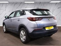 Used Vauxhall Grandland X S 130 HP (95 kW) 2018 Grey SUV