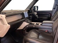 Used Land Rover Defender HSE Dynamic 350 HP (257 kW) 2024 Red SUV