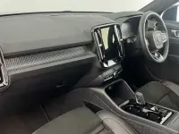 Used Volvo XC40 R-Design 161 HP (118 kW) 2022 SUV