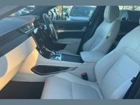 Second-hand Jaguar F-Pace R-Dynamic 300 CP (220 kW) 2024 Gri SUV