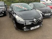 Used Renault Clio Iconic 90 HP (66 kW) 2016 Black Hatchback