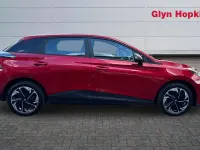 Used MG MG4 EV SE 150 kW (204 HP) 2023 Red Hatchback