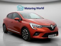 Used Renault Clio V Iconic 101 HP (74 kW) 2020 Red Hatchback