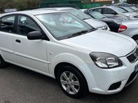 Used Kia Rio 108 HP (79 kW) 2010 White Hatchback