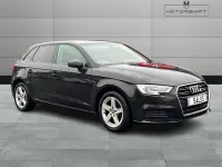 Usado Audi A3 Sportback Sport 110 CV (80 kW) 2017 Negro Utilitario