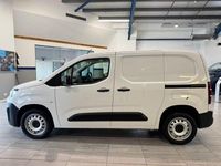 Używany Citroën Berlingo 100 KM (73 kW) 2023 Biały Minivan