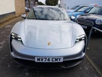 Usado Porsche Taycan 389 kW (530 CV) 2024 Plateado Familiar